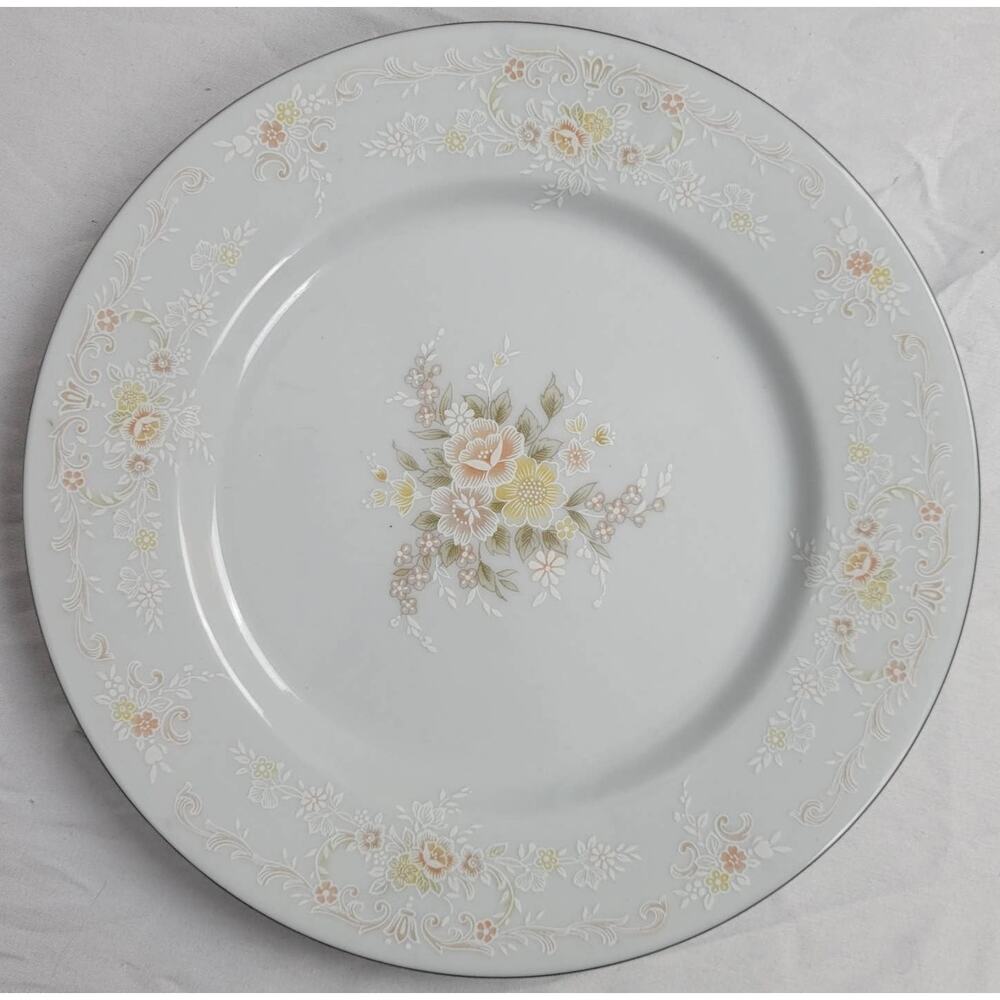 Crescent Fine China Jie Pai Dessert Plate Painted Golden Flowers and Accents